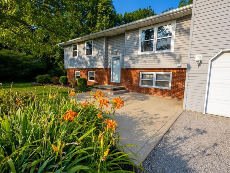 1007 Overlook Drive, Willard, OH 44890 Photo 2