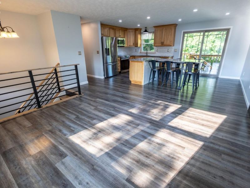 1007 Overlook Drive, Willard, OH 44890 Photo 5