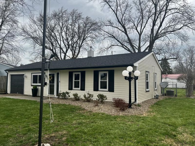 4904 Lisbon Circle, Sandusky, OH 44870 Photo 3