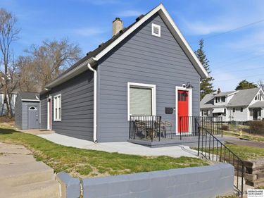 1902 S 14th Street, Omaha, NE 68108