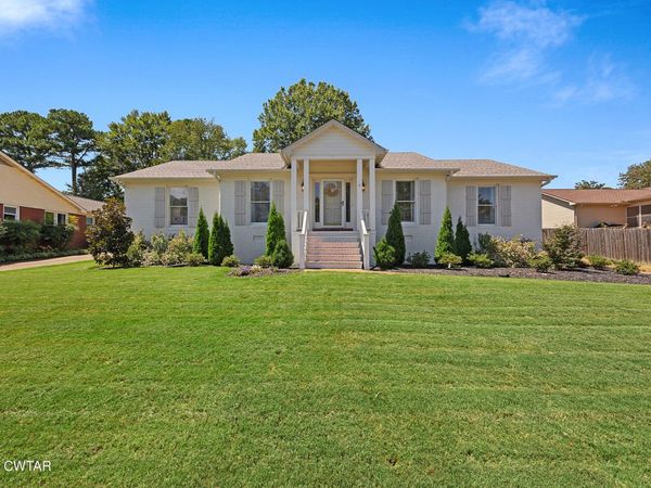 11 Yorkshire Cove , Jackson, TN 38305