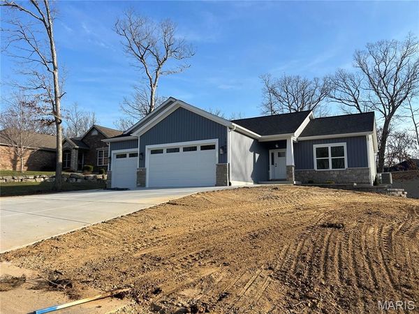 10489 Walnut Lane , Foristell, MO 63348