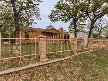 3308 Donalee Street, Fort Worth, TX 76119