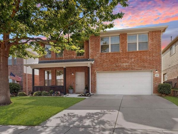 9009 Golden Sunset Trail, Fort Worth, TX 76244