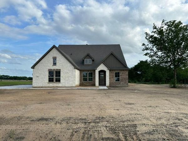 405 Cobb Road, Leonard, TX 75452