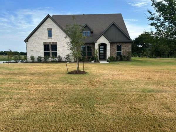 405 Cobb Road, Leonard, TX 75452
