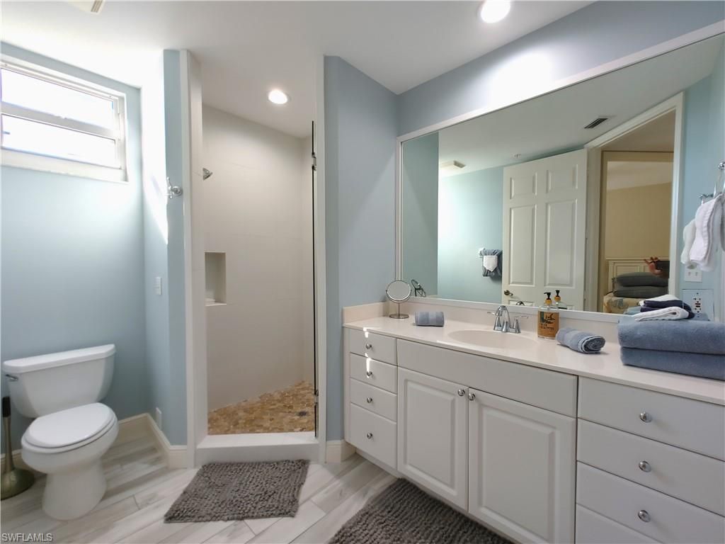 400 Flagship Dr, Unit 501, Naples, FL 34108 Photo
