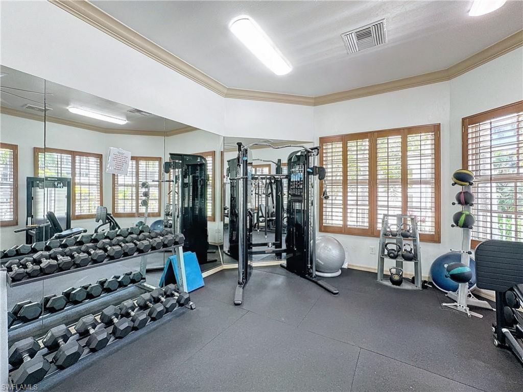 400 Flagship Dr, Unit 501, Naples, FL 34108 Photo