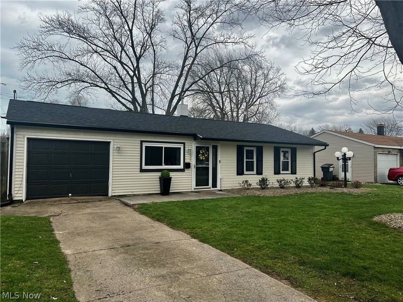 4904 Lisbon Circle, Sandusky, OH 44870 Photo 2