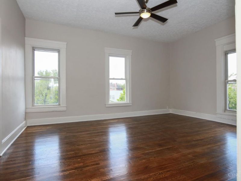 918 Windsor Street, Cincinnati, OH 45206 Photo 2