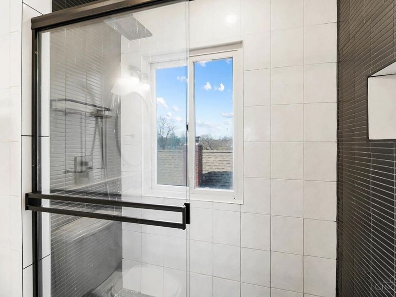 3612 Kroger Avenue, Cincinnati, OH 45226 Photo 27