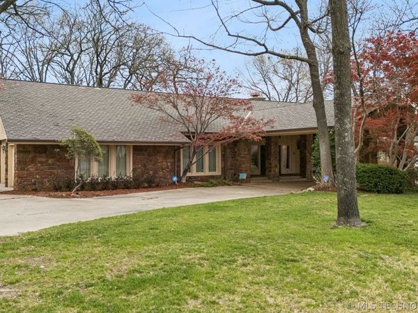 6915 E 106th Street , Tulsa, OK 74133