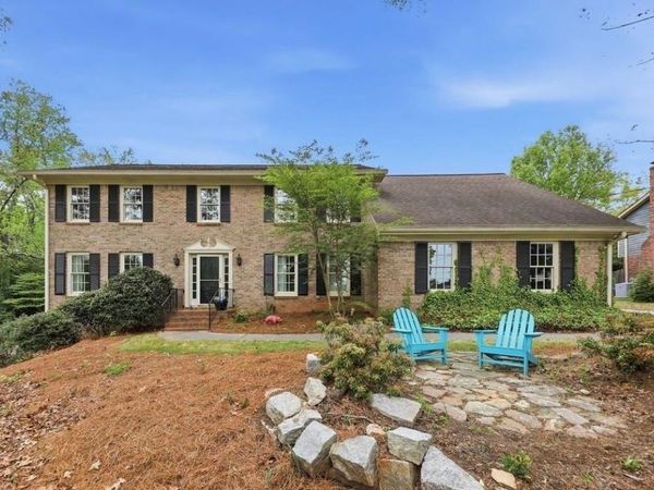 1782 Corners Court, Atlanta, GA 30338