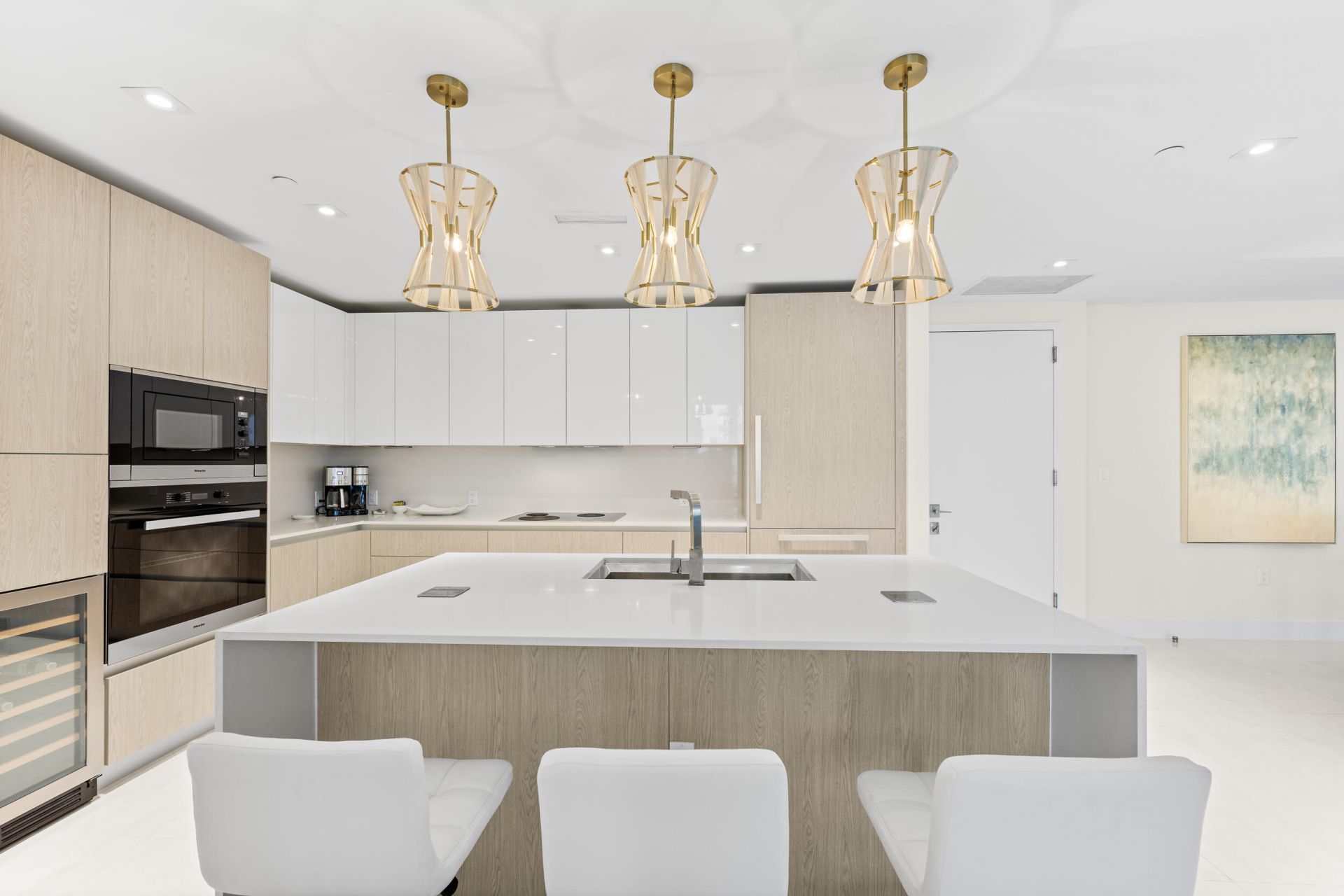 3100 N Ocean Drive, Unit 704, Riviera Beach, FL 33404 Photo