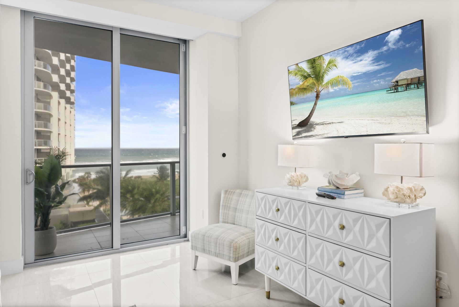 3100 N Ocean Drive, Unit 704, Riviera Beach, FL 33404 Photo