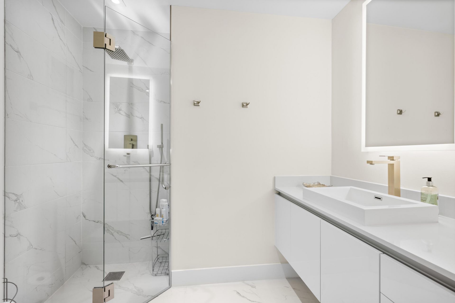 3100 N Ocean Drive, Unit 704, Riviera Beach, FL 33404 Photo