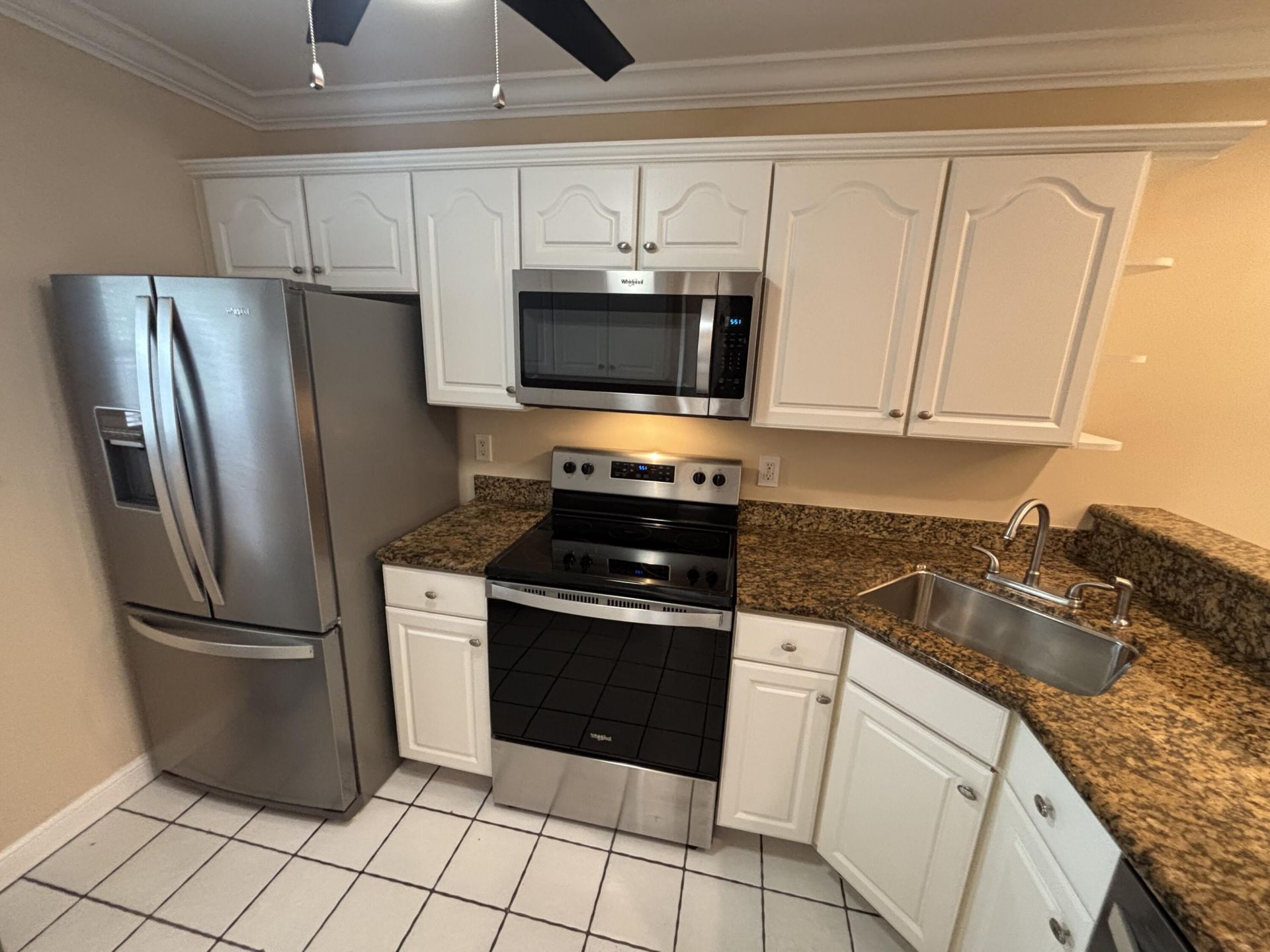 2201 SE 9th Street, Unit 203, Pompano Beach, FL 33062 Photo