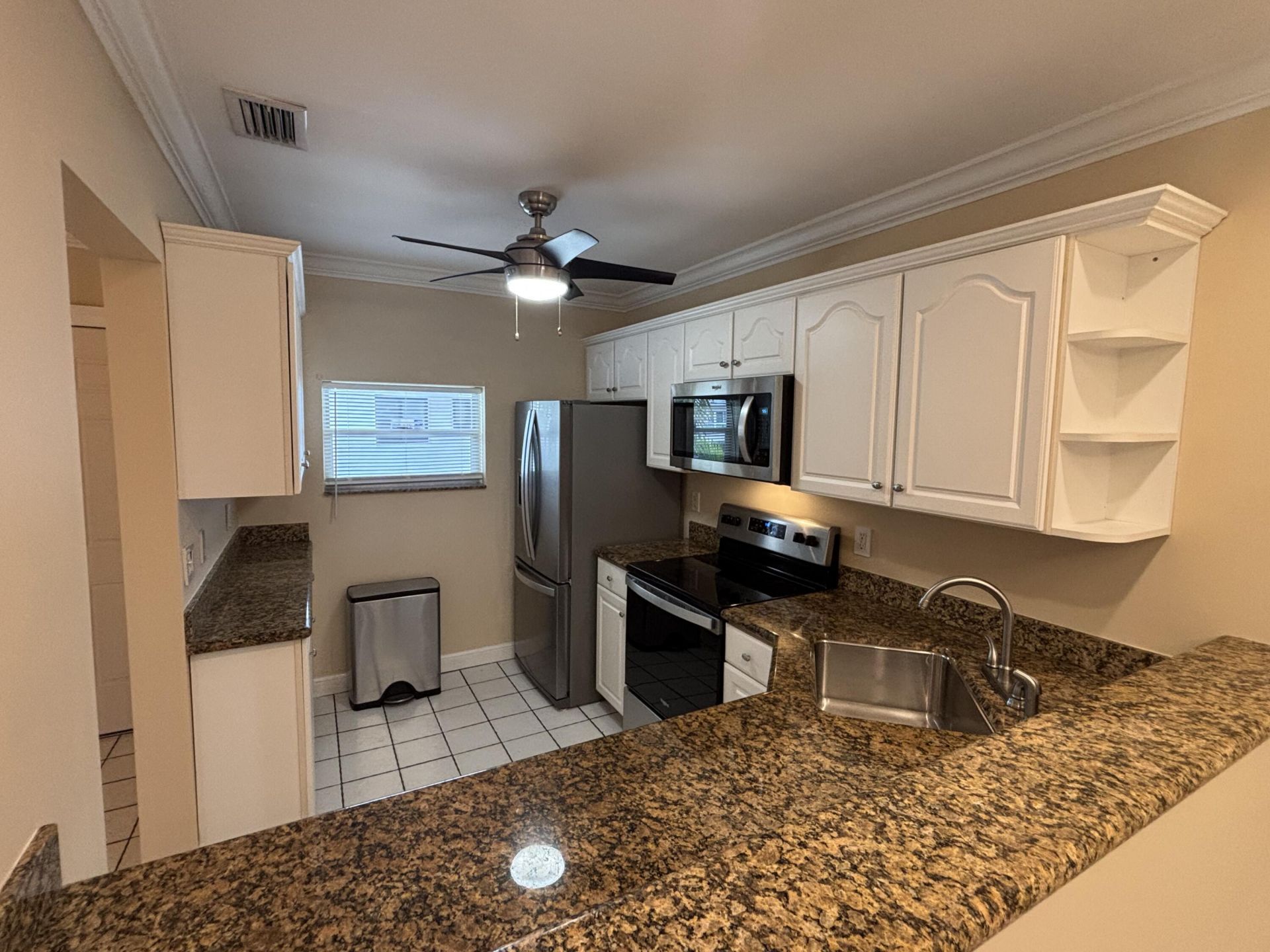 2201 SE 9th Street, Unit 203, Pompano Beach, FL 33062 Photo