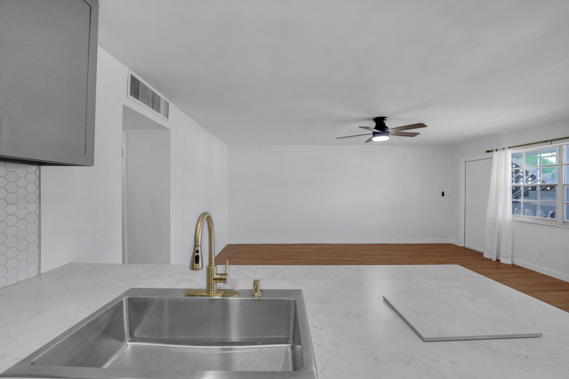 5203 NE 24th Terrace, Unit B207, Fort Lauderdale, FL 33308 Photo