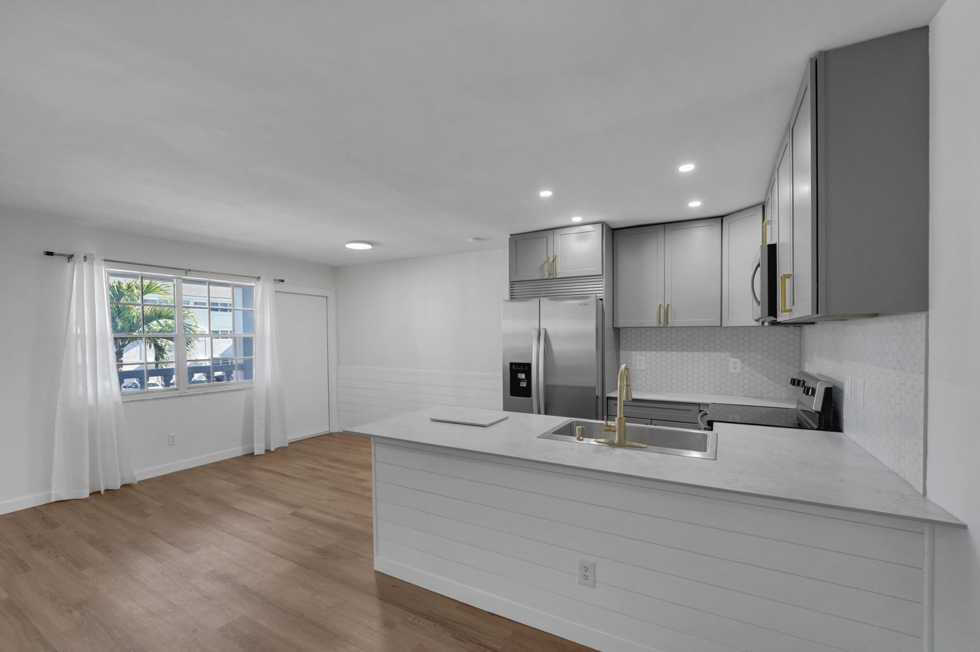 5203 NE 24th Terrace, Unit B207, Fort Lauderdale, FL 33308 Photo