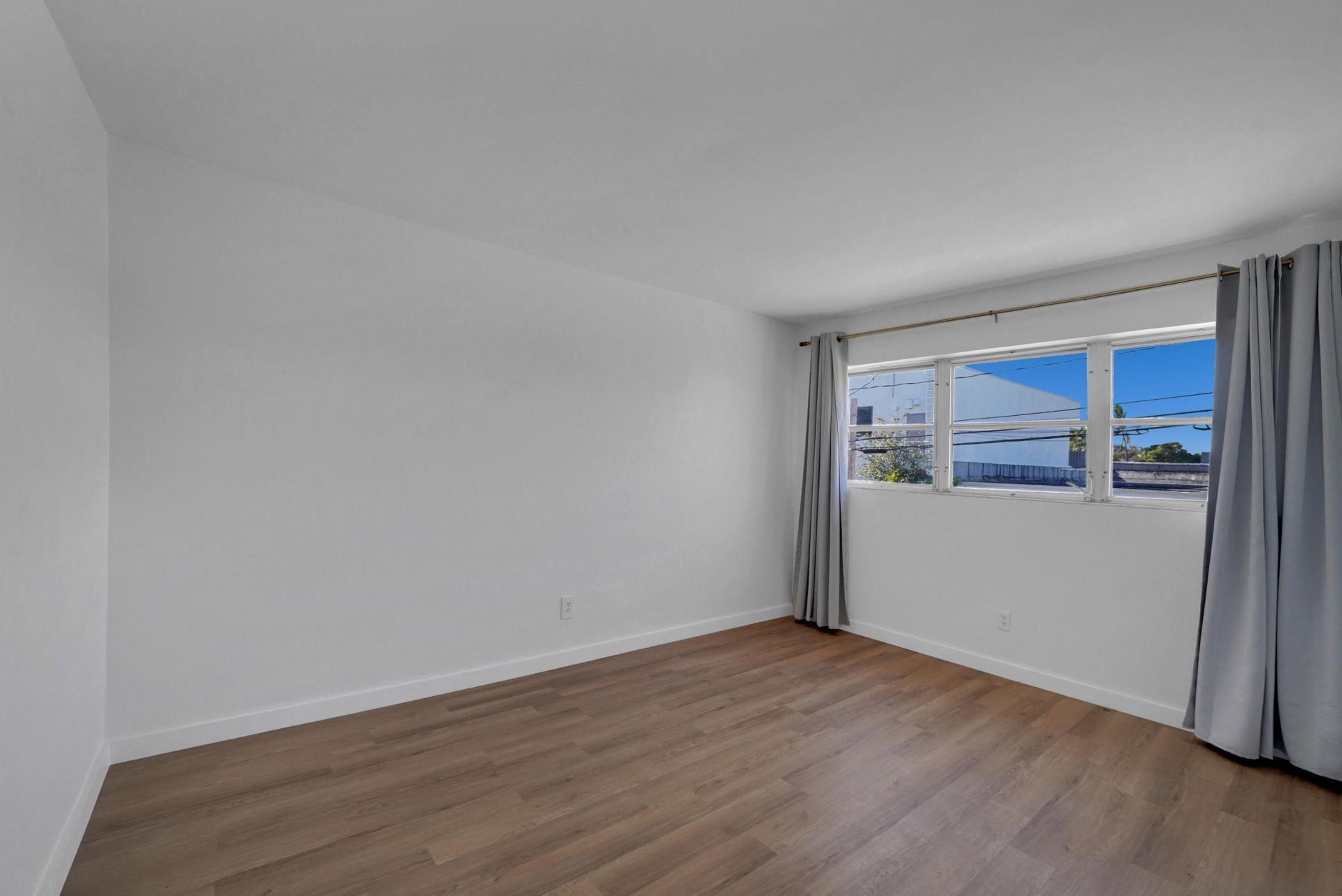 5203 NE 24th Terrace, Unit B207, Fort Lauderdale, FL 33308 Photo