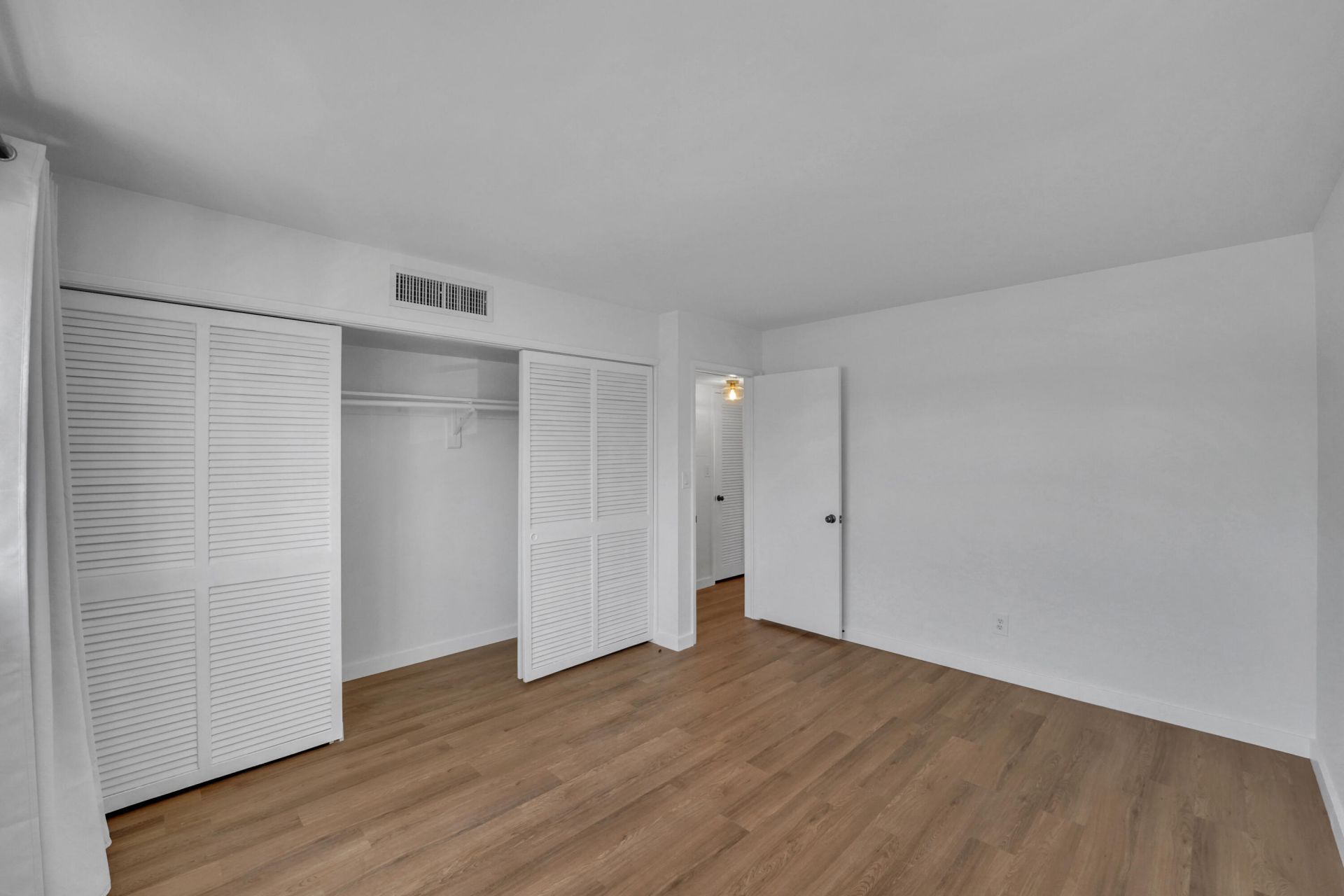 5203 NE 24th Terrace, Unit B207, Fort Lauderdale, FL 33308 Photo