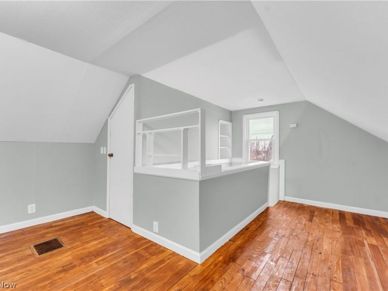 16606 Lipton Avenue, Cleveland, OH 44128 Photo 14