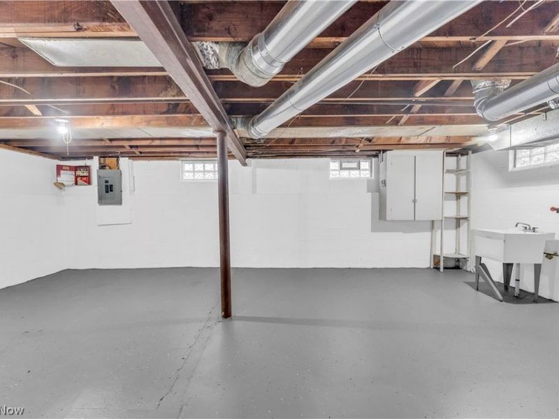 16606 Lipton Avenue, Cleveland, OH 44128 Photo 22