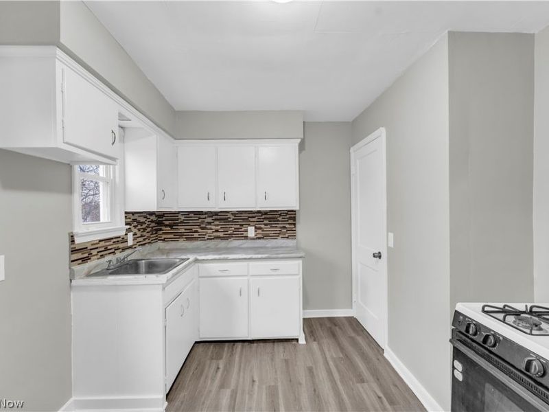 16606 Lipton Avenue, Cleveland, OH 44128 Photo 7