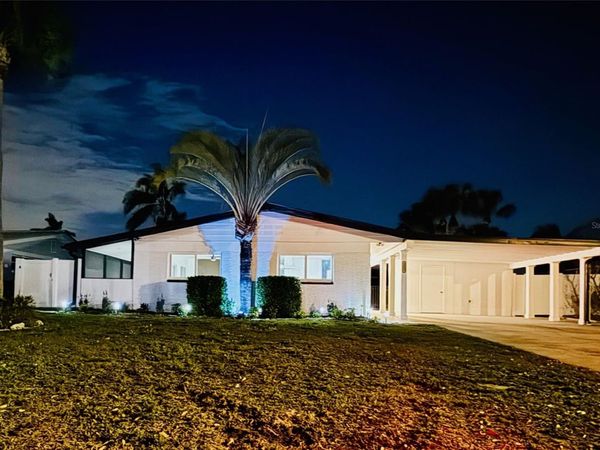 3930 E EDEN ROC CIRCLE , TAMPA, FL 33634