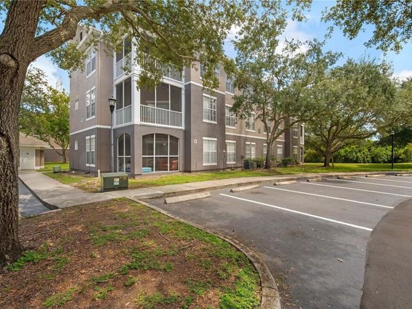 9301 CRESCENT LOOP CIRCLE , Unit 206, TAMPA, FL 33619