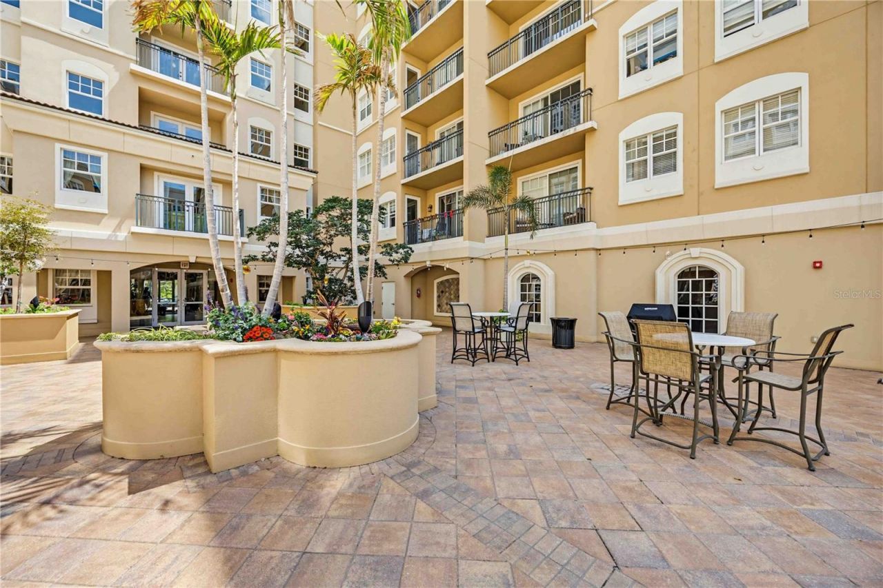 1064 N Tamiami Trail, Unit 1406, Sarasota, FL 34236 Photo
