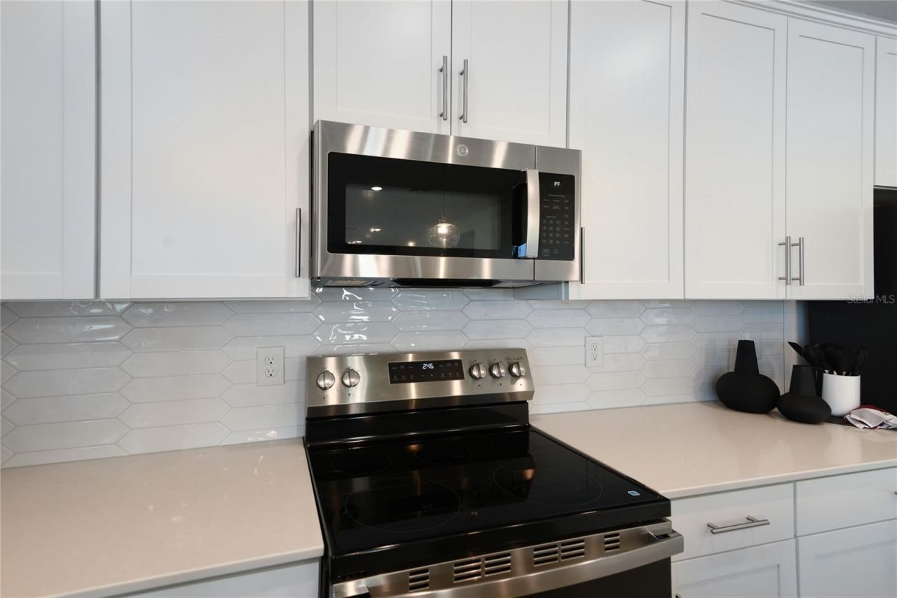 3469 Macchi Avenue , Tavares, FL 32778 Photo