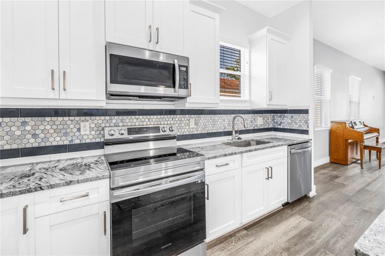 4320 56th Avenue N, Saint Petersburg, FL 33714 Photo