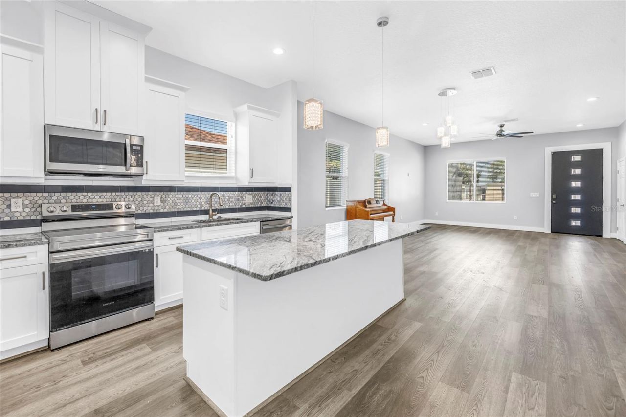 4320 56th Avenue N, Saint Petersburg, FL 33714 Photo