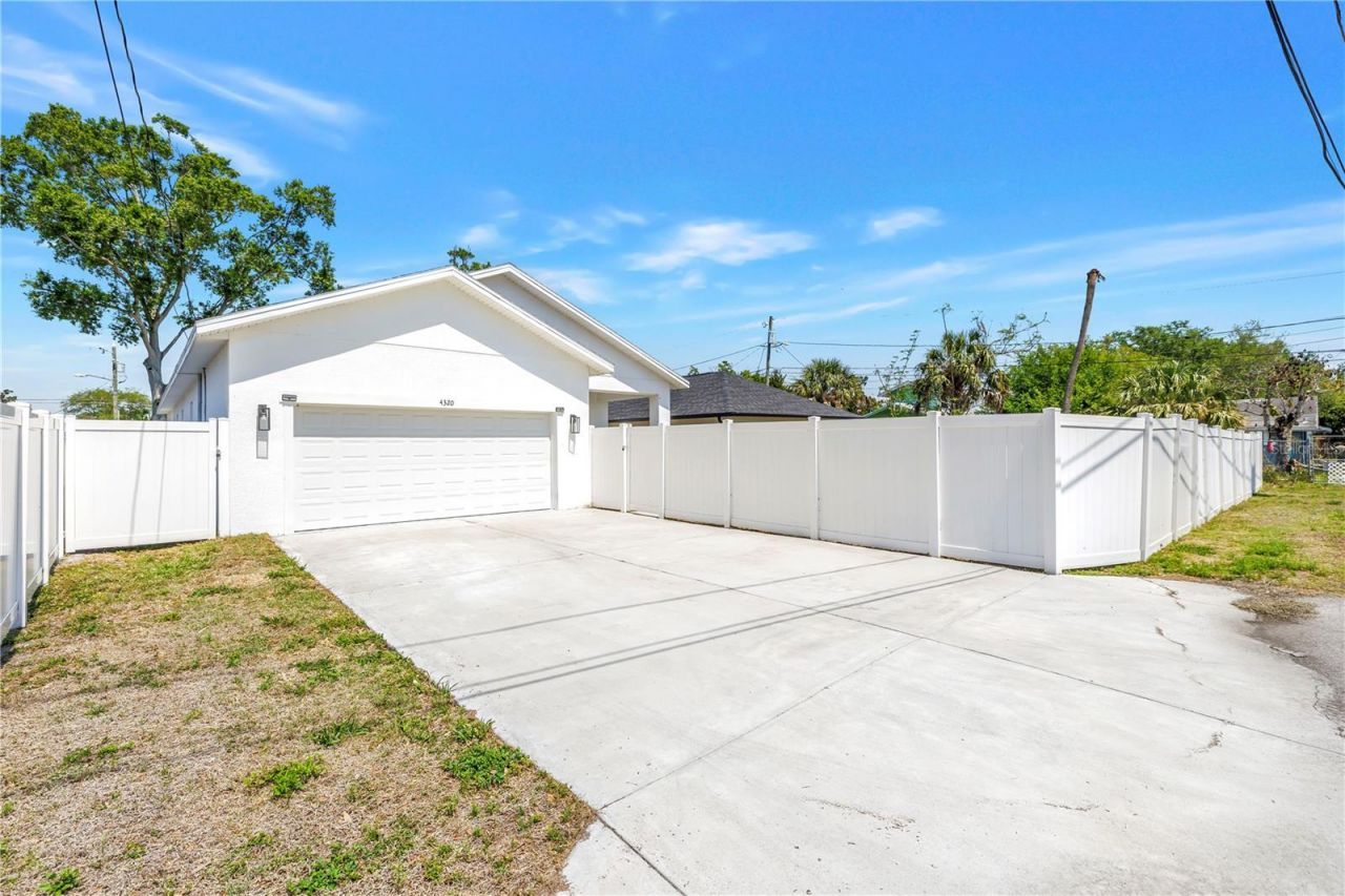 4320 56th Avenue N, Saint Petersburg, FL 33714 Photo
