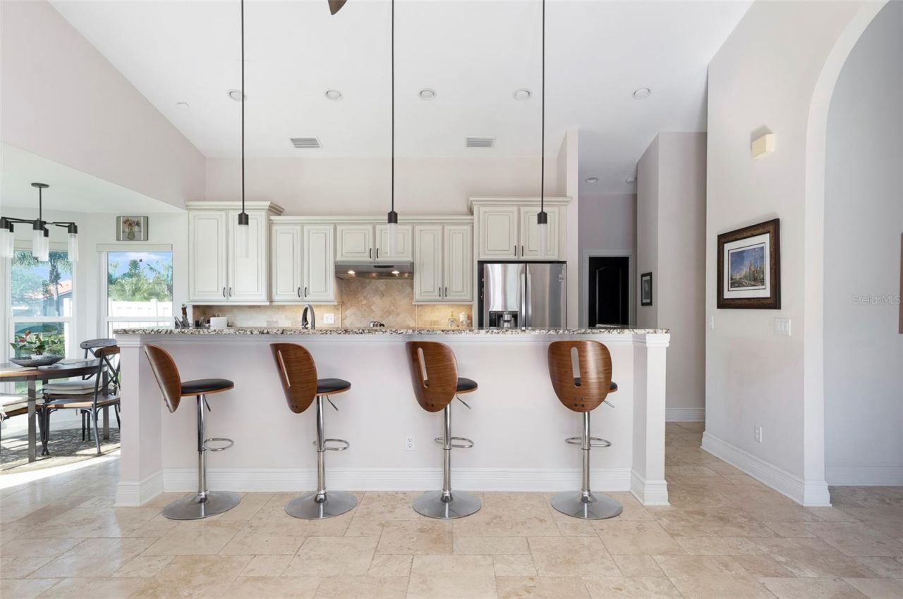 750 White Sand Drive Ne, Saint Petersburg, FL 33703 Photo