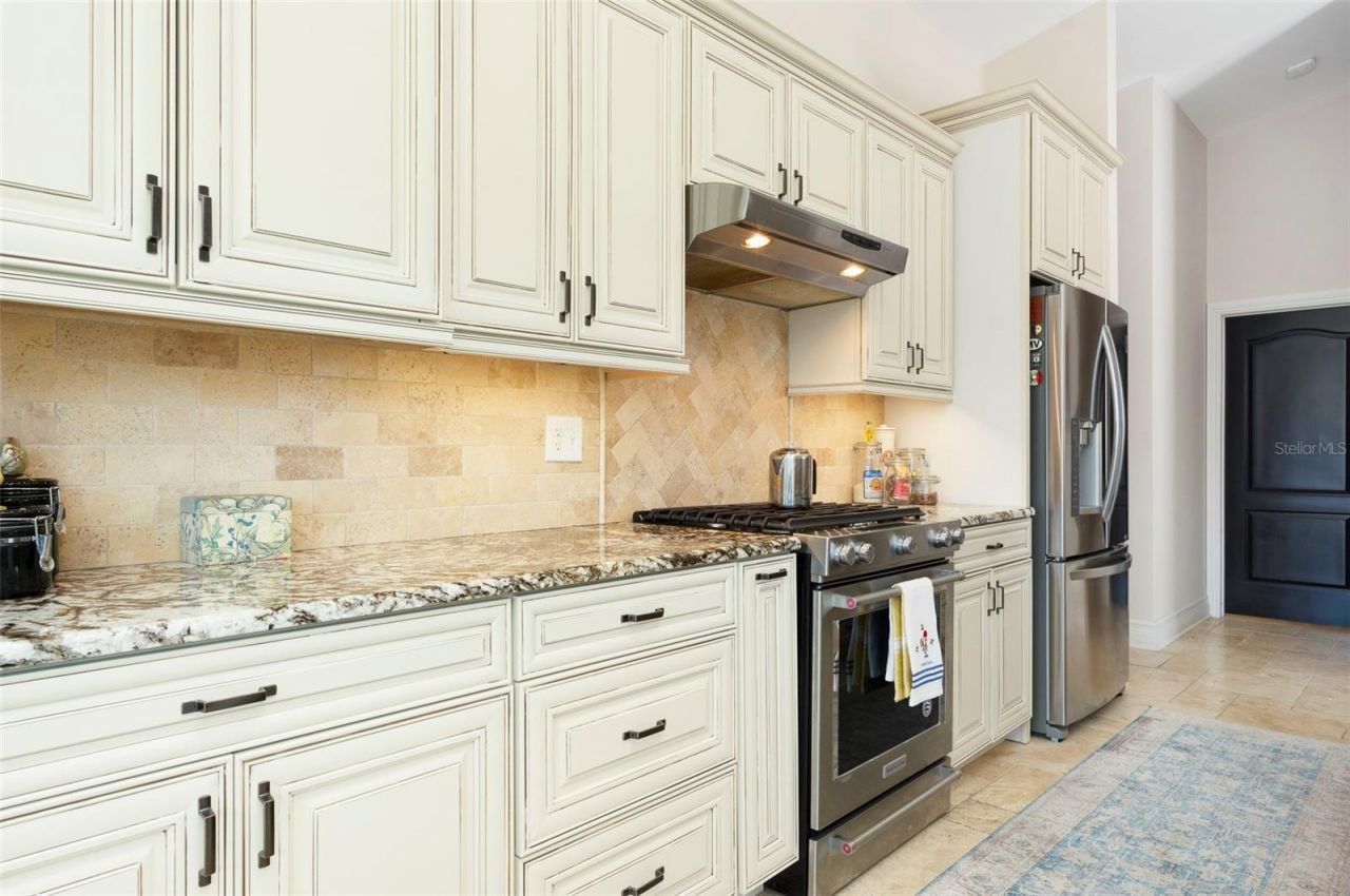 750 White Sand Drive Ne, Saint Petersburg, FL 33703 Photo