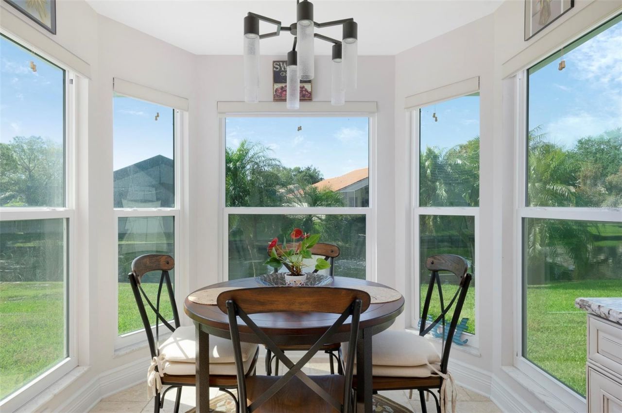 750 White Sand Drive Ne, Saint Petersburg, FL 33703 Photo