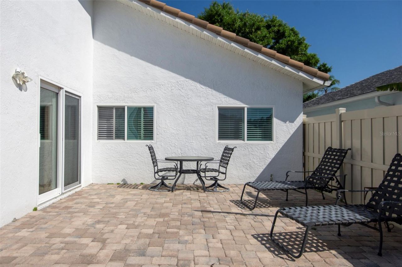 750 White Sand Drive Ne, Saint Petersburg, FL 33703 Photo