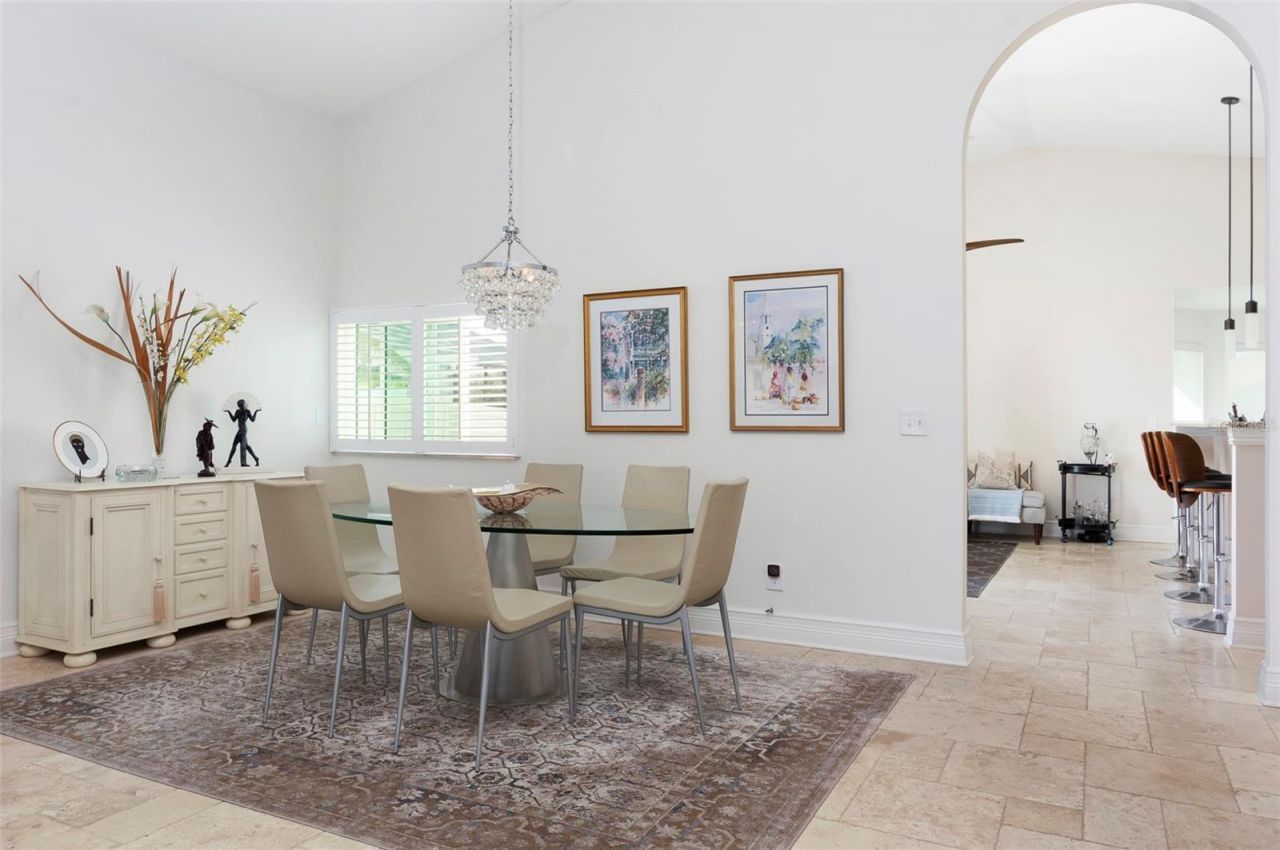 750 White Sand Drive Ne, Saint Petersburg, FL 33703 Photo