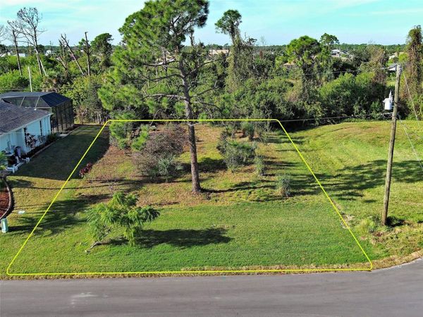 43 TEE VIEW ROAD , ROTONDA WEST, FL 33947