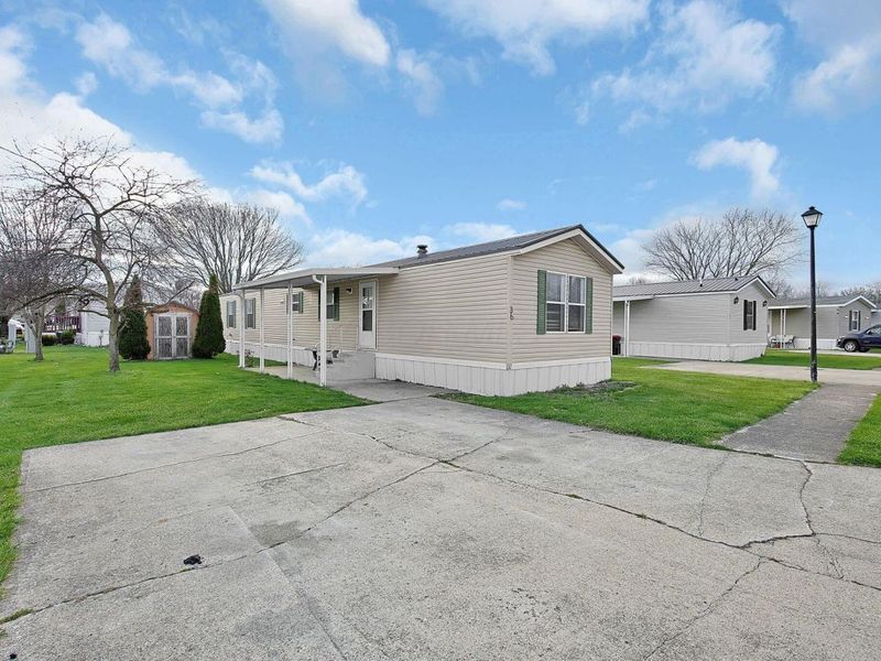 1100 Thornwood Drive SW, Unit Lot 36, Heath, OH 43056 Photo 1