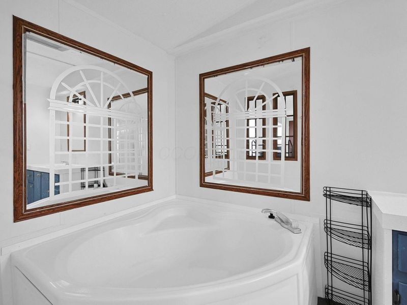 1100 Thornwood Drive SW, Unit Lot 36, Heath, OH 43056 Photo 19