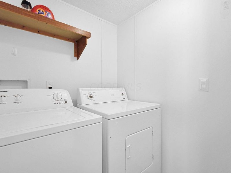 1100 Thornwood Drive SW, Unit Lot 36, Heath, OH 43056 Photo 23