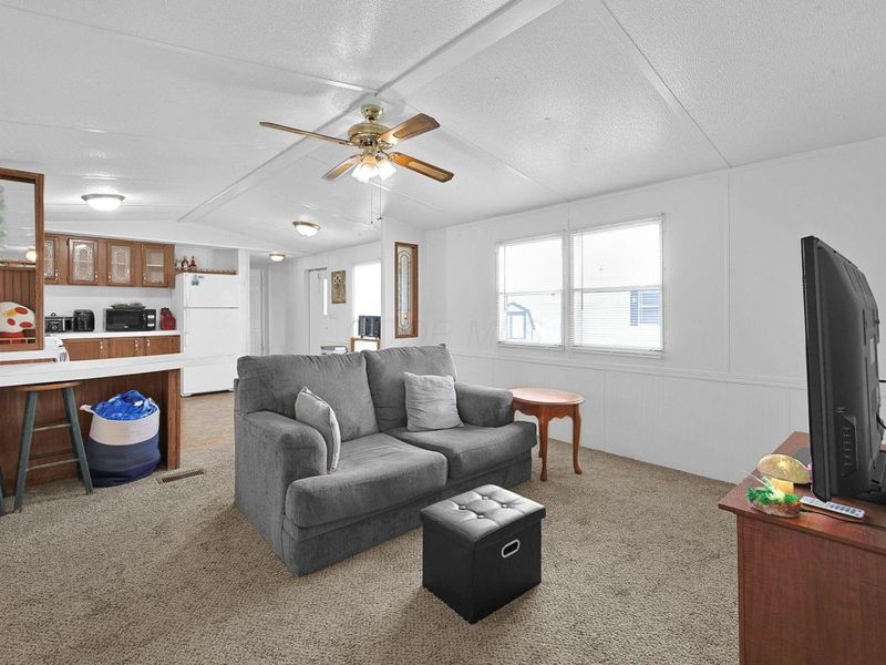 1100 Thornwood Drive SW, Unit Lot 36, Heath, OH 43056 Photo 7