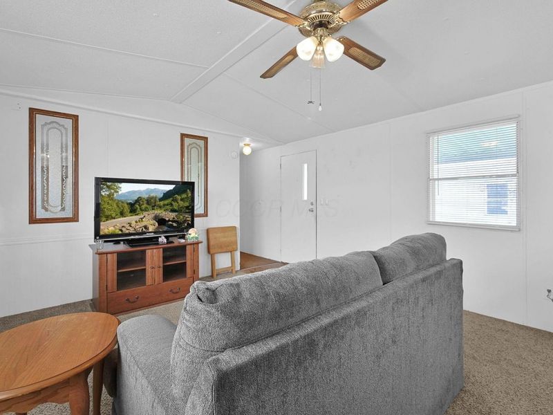 1100 Thornwood Drive SW, Unit Lot 36, Heath, OH 43056 Photo 9