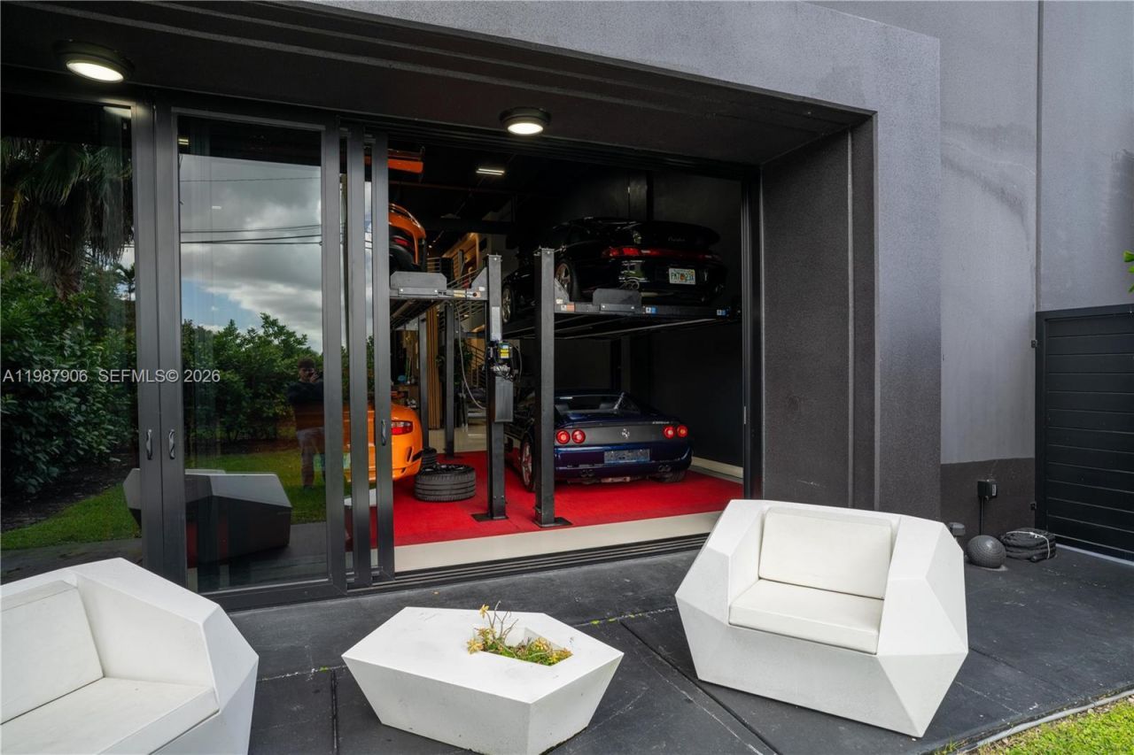 6010 NW 102nd Ave , Unit 100, Doral, FL 33178 Photo