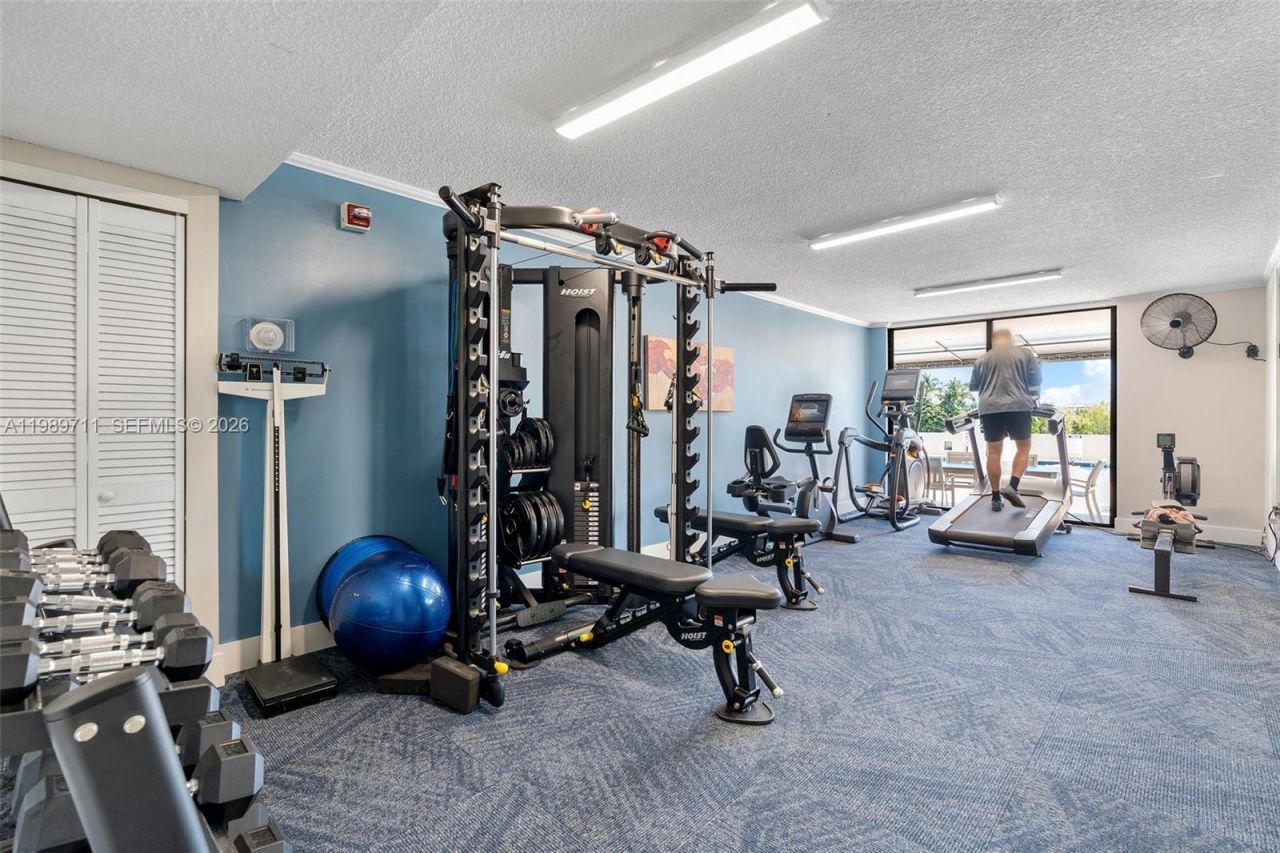 2500 NE 135th St Unit#b206, North Miami, FL 33181 Photo