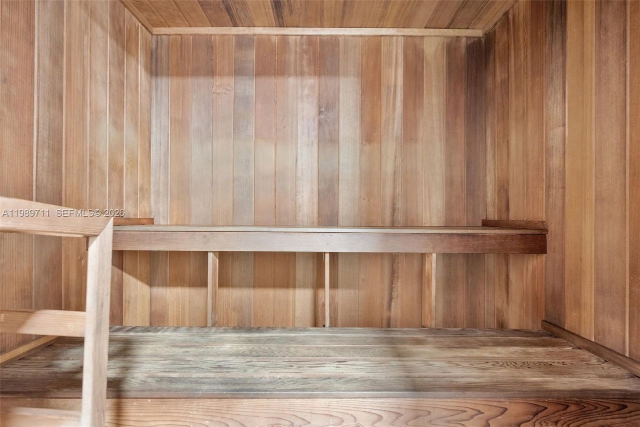 2500 NE 135th St Unit#b206, North Miami, FL 33181 Photo